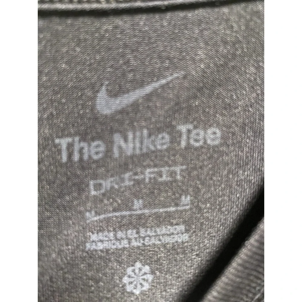 Nike Dri-FIT Boys Black Swoosh Athletic T-Shirt Size Medium 10-12